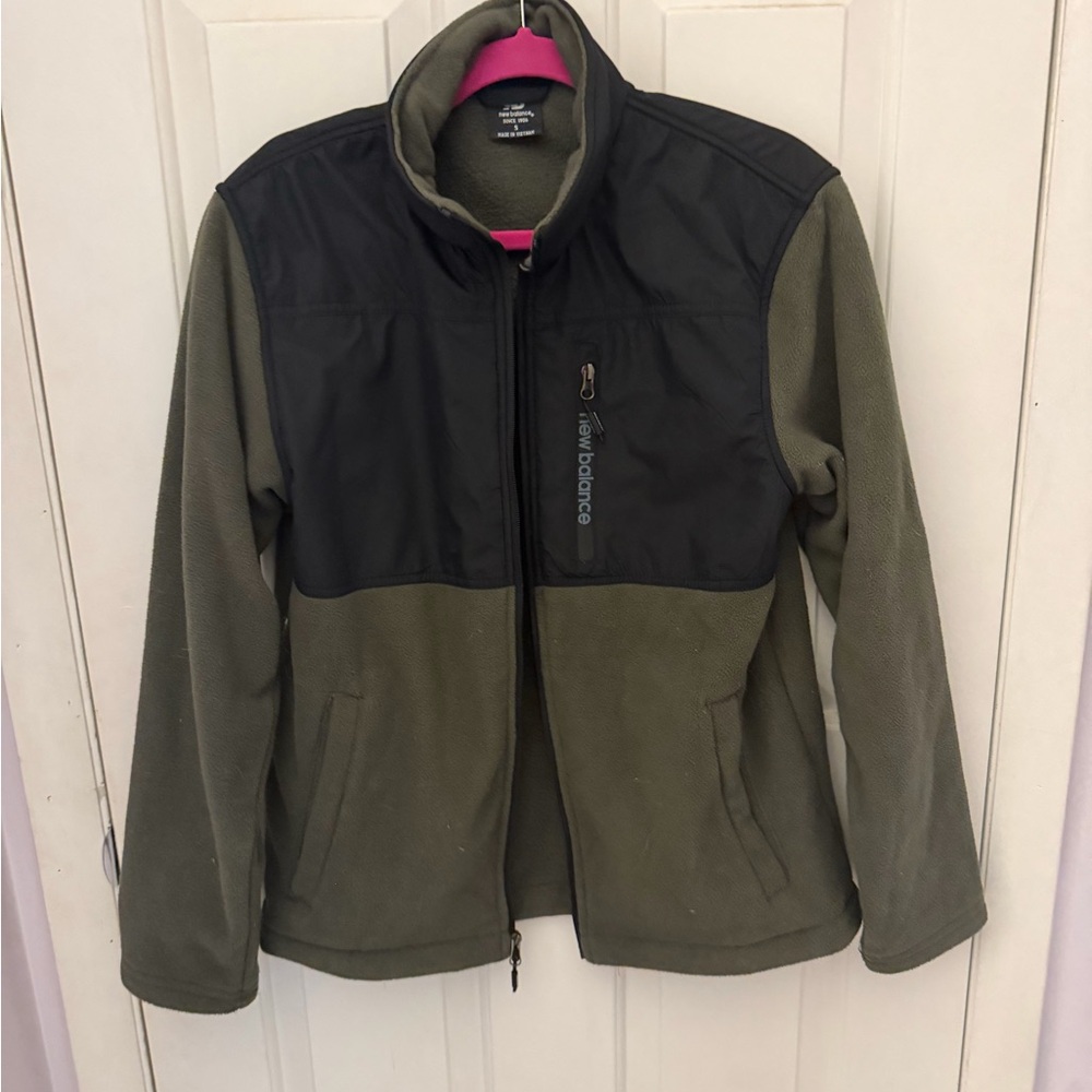 New Balance Olive Green and Black Lightweight Fleece Jacket